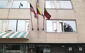 Hotel Arena Plaza Inn